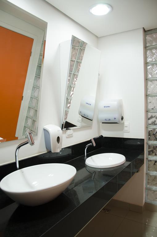 Semprehotel Tres Lagoas Exterior photo